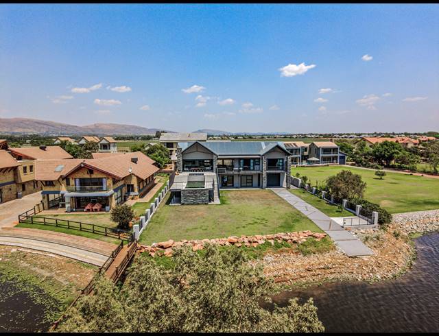7 BEDROOM HOUSE SOLD IN THE COVES